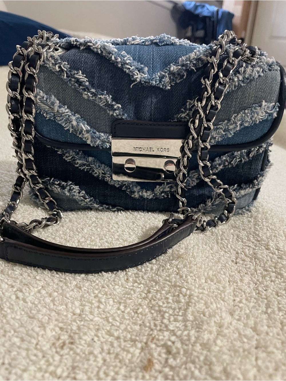 Michael Kors Two-Tone Blue Frayed Denim Chain Crossbody - Picture 2 of 8